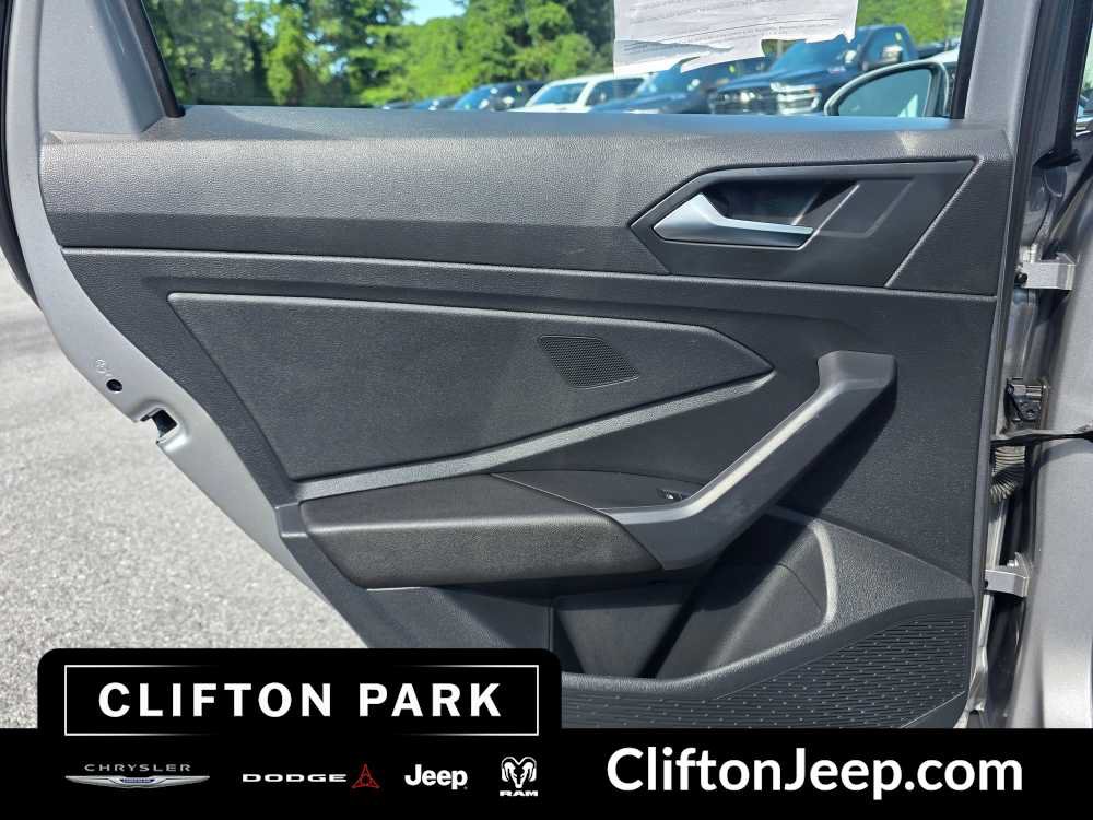 Used 2025 Volkswagen Jetta S FWD image 12
