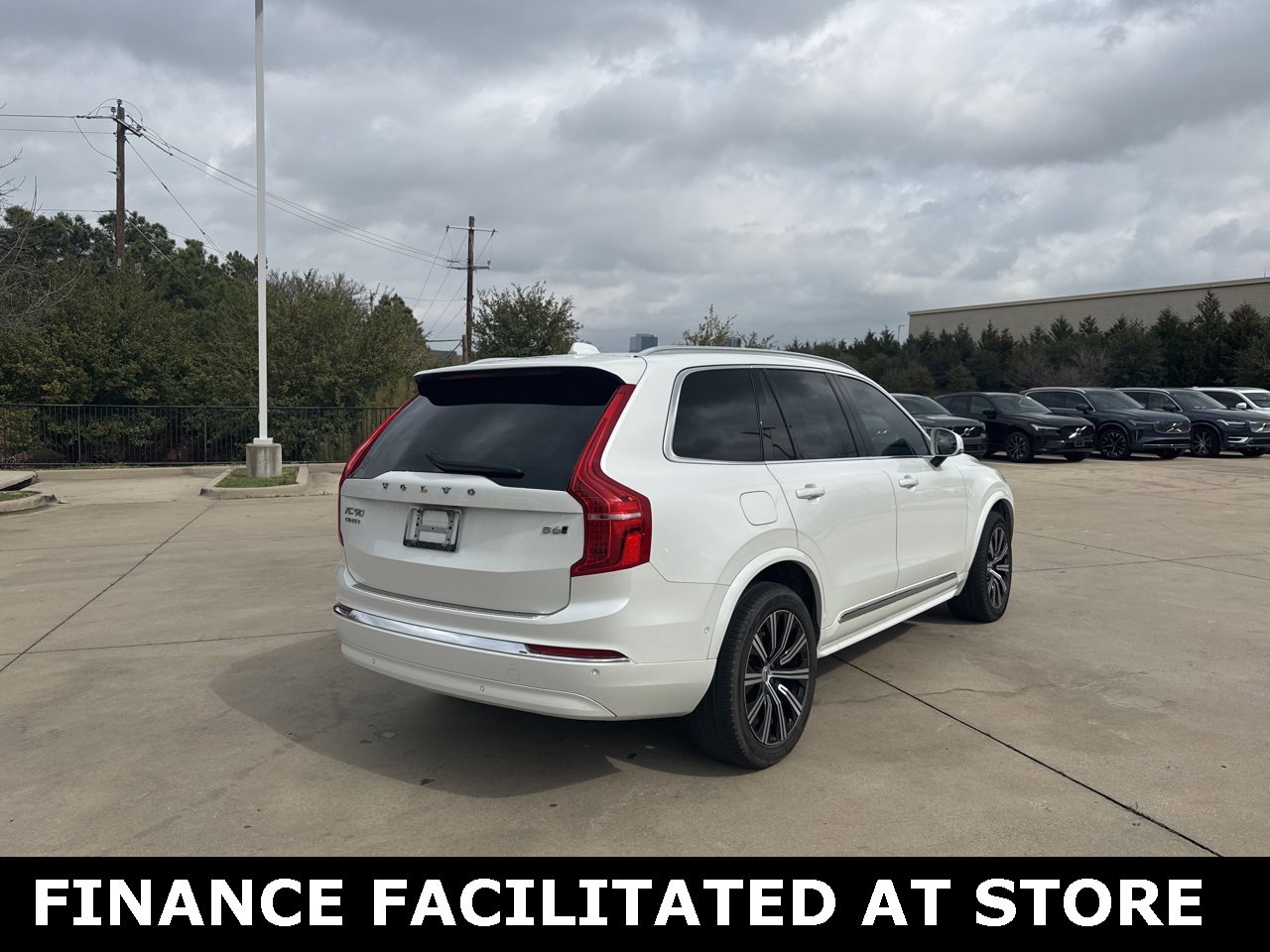 Certified 2023 Volvo XC90 B6 Plus w/ Protection Package Premier image 5