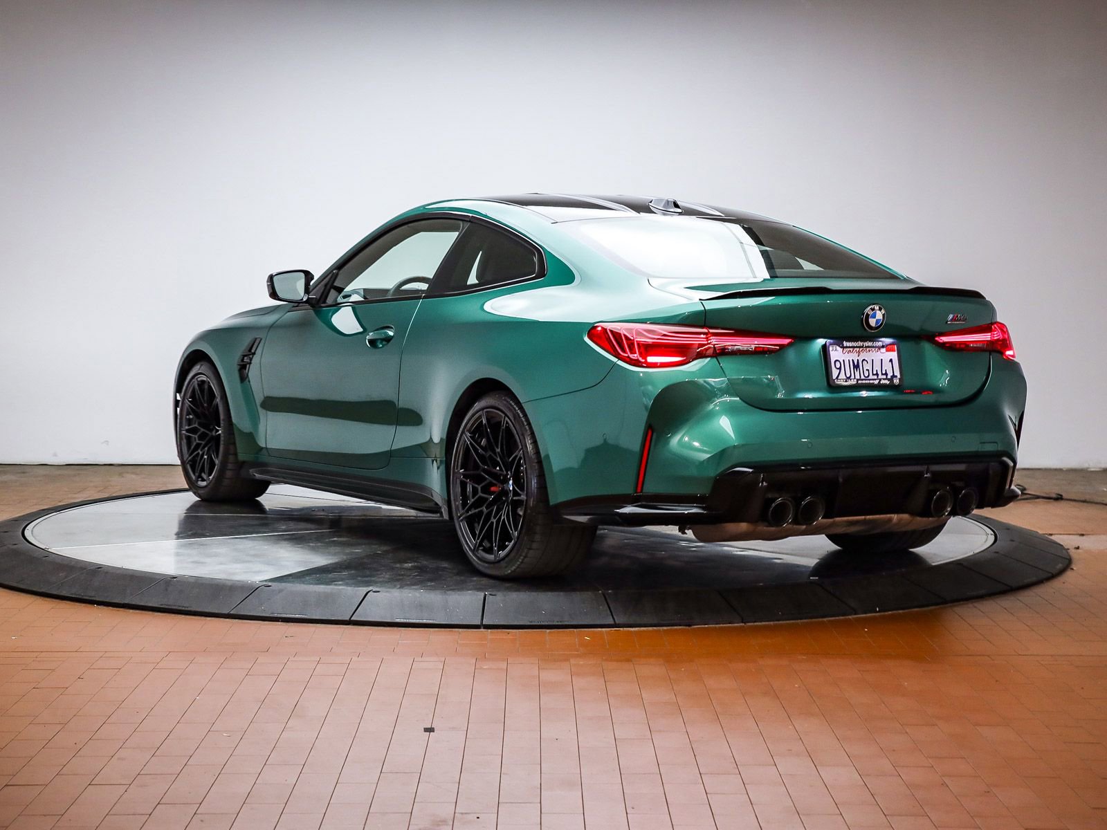 Used 2026 BMW M4 Competition RWD image 2