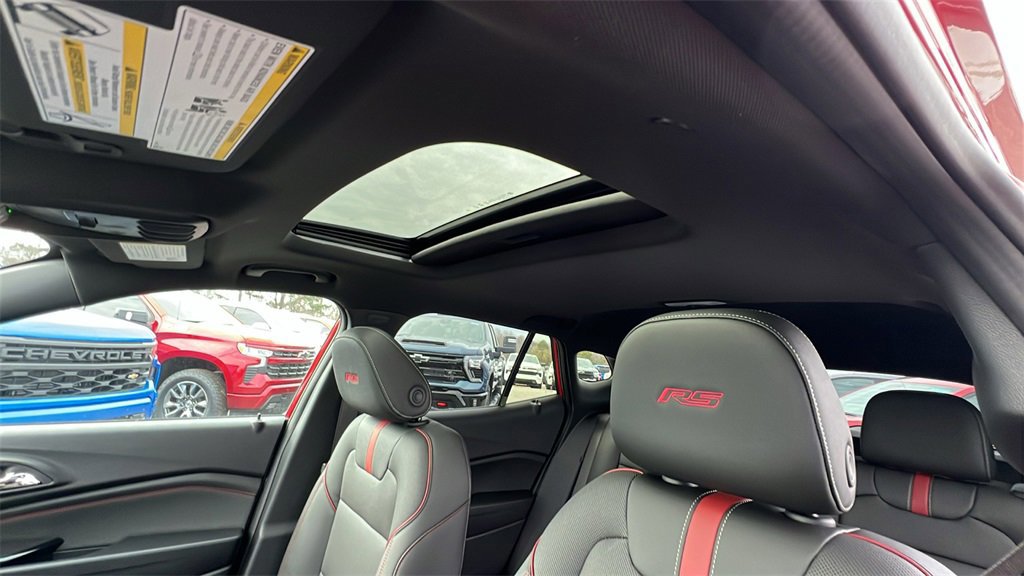 New 2026 Chevrolet Trax RS w/ Sunroof Package image 16
