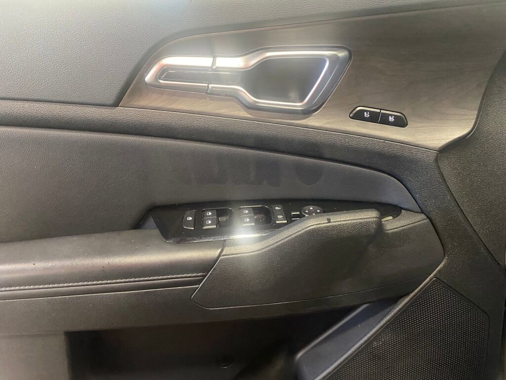 Used 2024 Kia Sportage X-Pro image 6