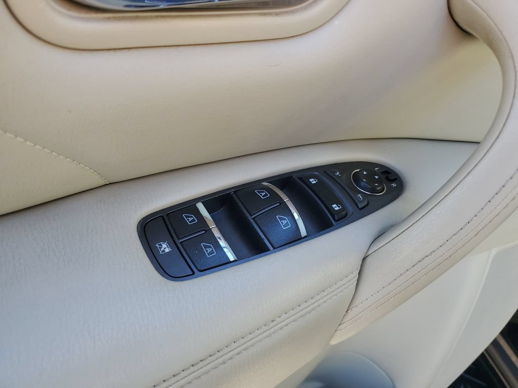 Used 2015 INFINITI QX80 4WD image 19