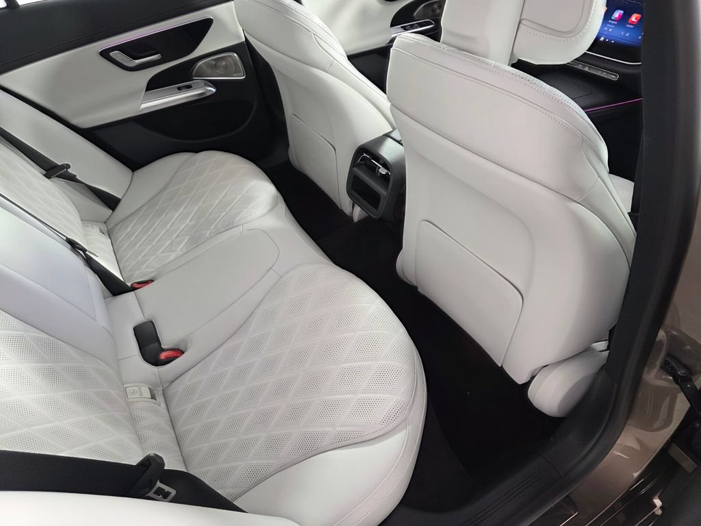 Certified 2025 Mercedes-Benz E 450 4MATIC Sedan image 26