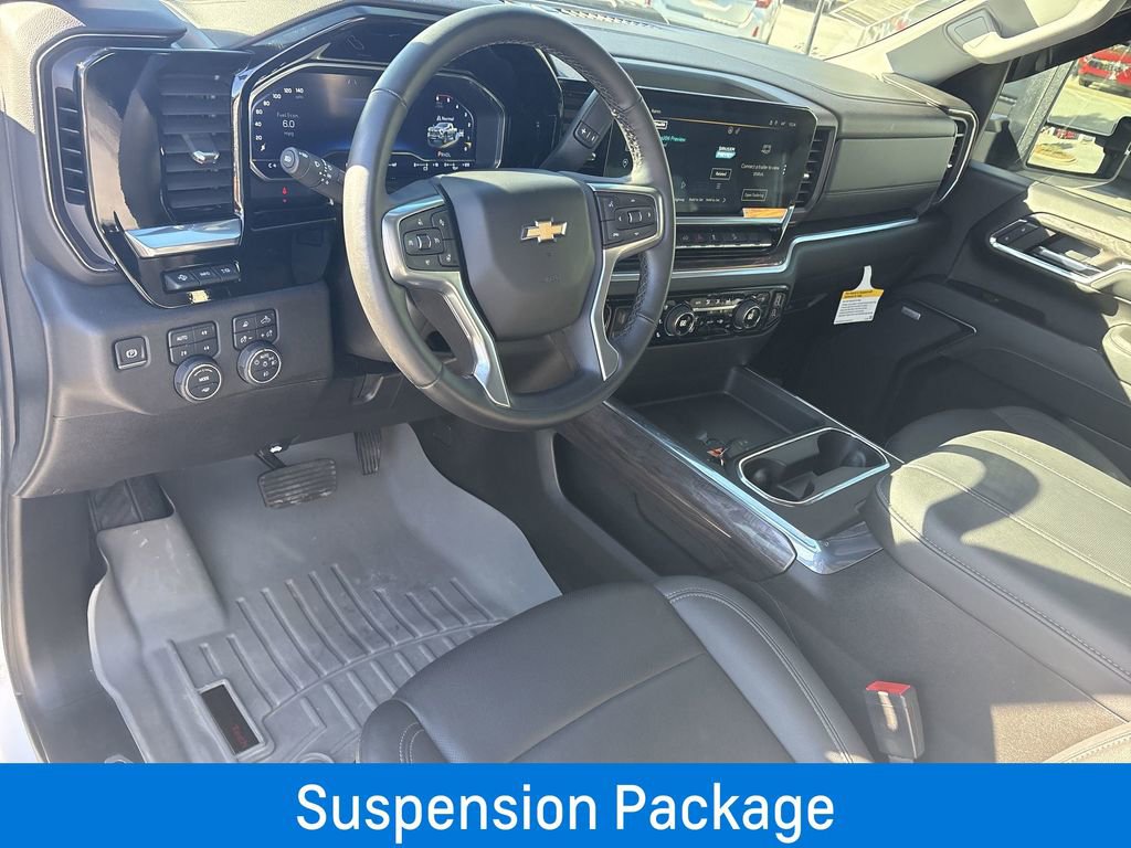 Certified 2024 Chevrolet Silverado 3500 LTZ w/ LTZ Premium Package image 13