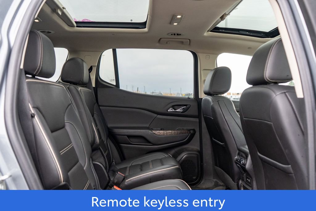 Used 2022 GMC Acadia Denali w/ Denali Ultimate Package image 14