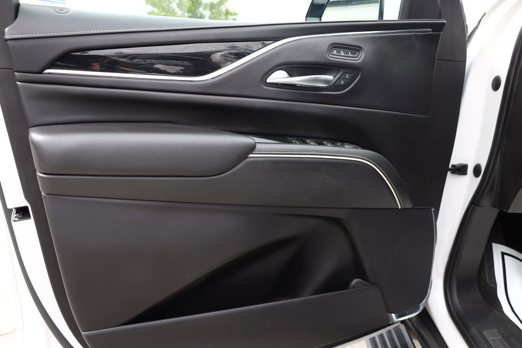 Used 2023 Cadillac Escalade V AWD/4WD image 10