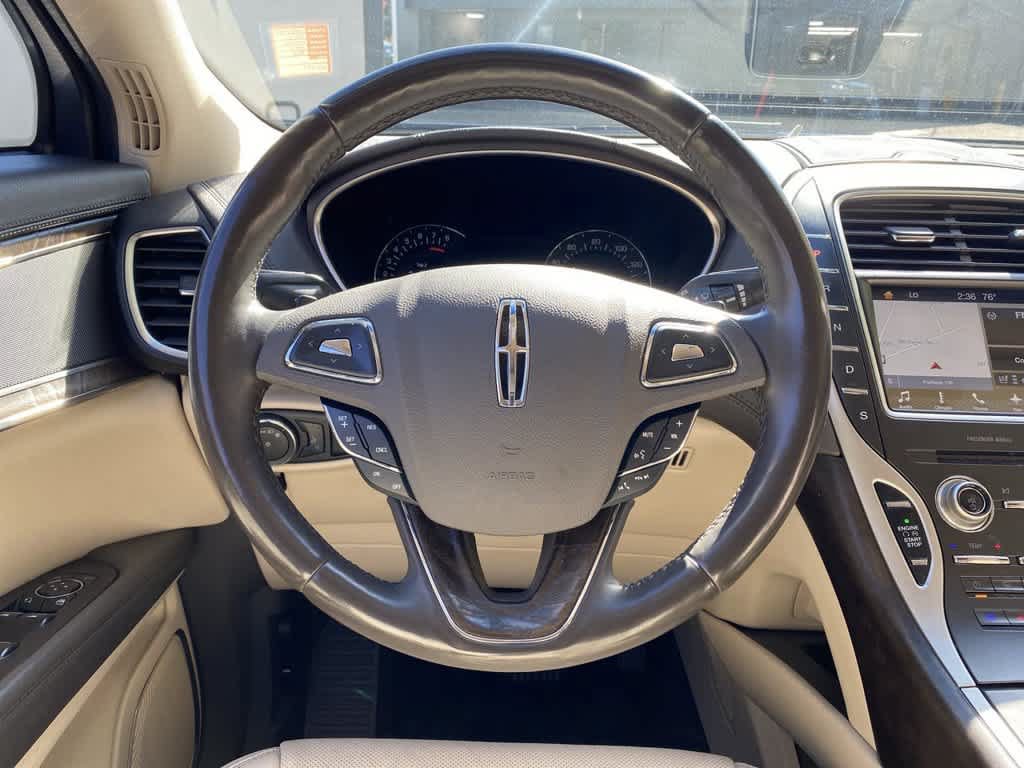 Used 2017 Lincoln MKX Reserve w/ Lincoln MKX Climate Package AWD/4WD image 18