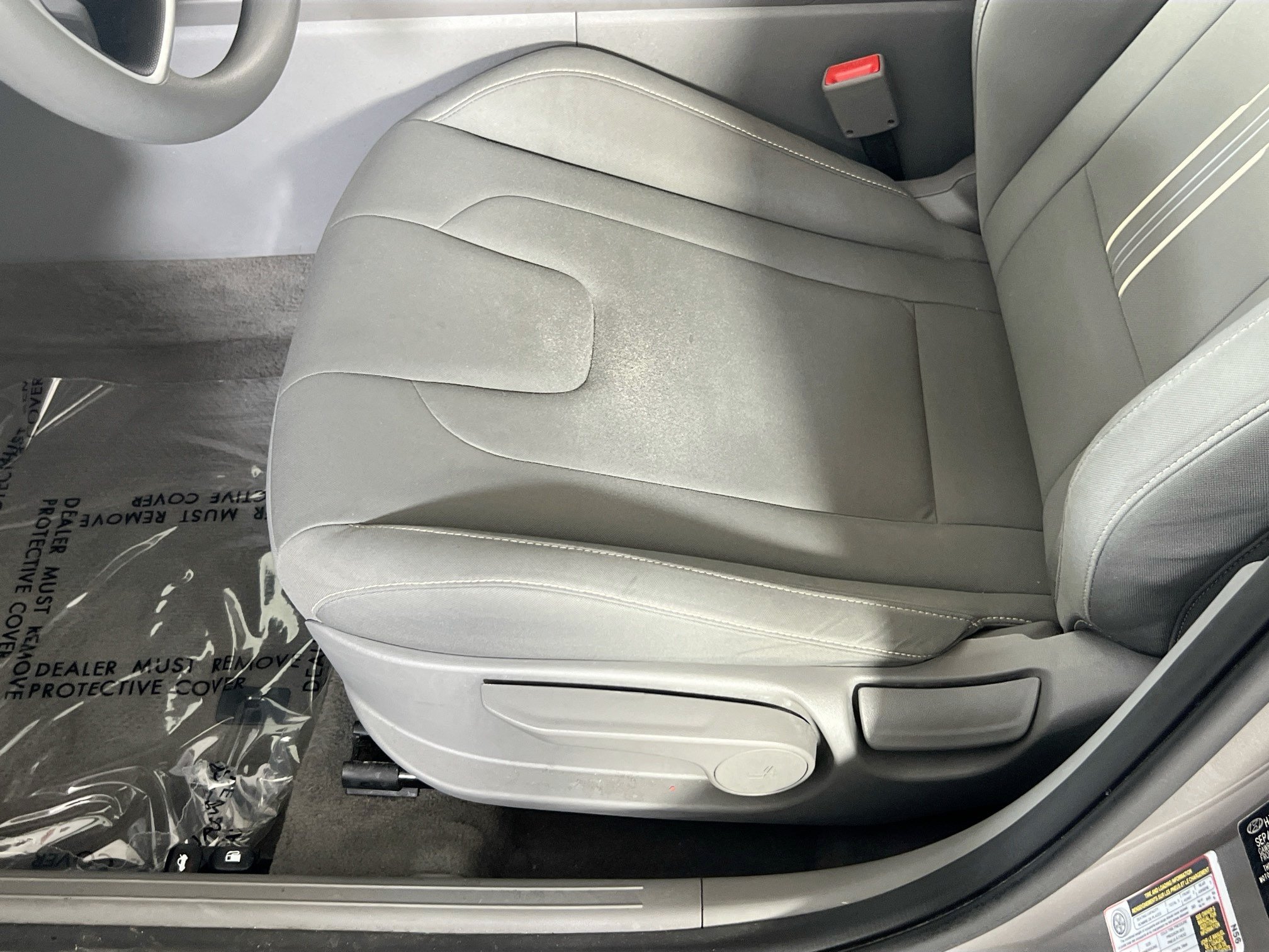 Used 2023 Hyundai Elantra SEL w/ Cargo Package FWD image 18