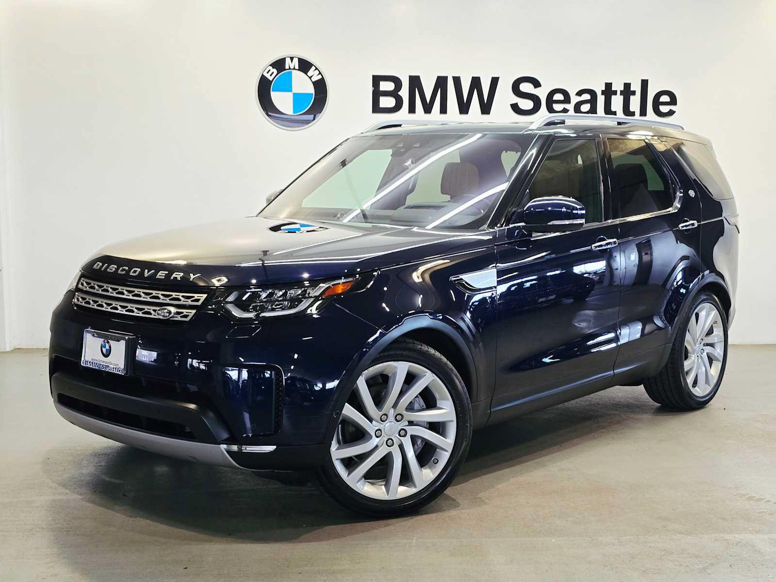 Used 2020 Land Rover Discovery HSE Luxury AWD/4WD video 1