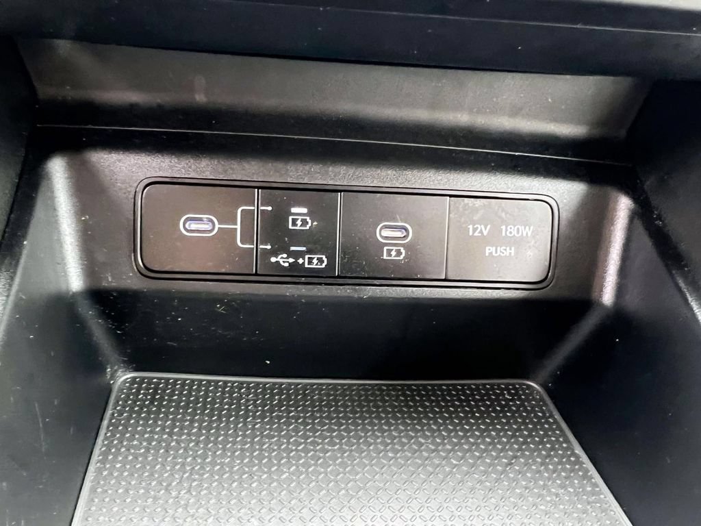 Certified 2025 Hyundai Tucson SE AWD/4WD image 24