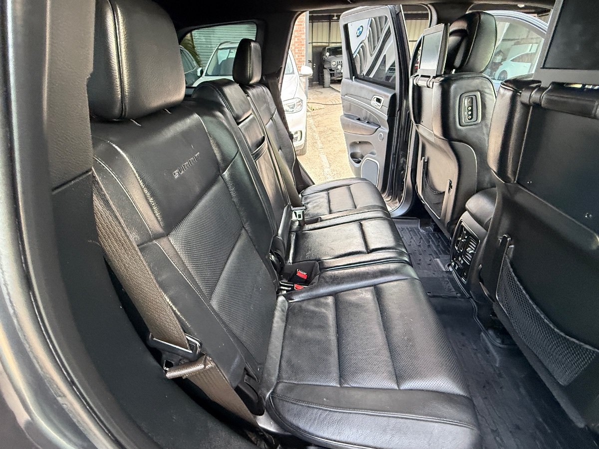 Used 2016 Jeep Grand Cherokee Summit AWD/4WD image 21