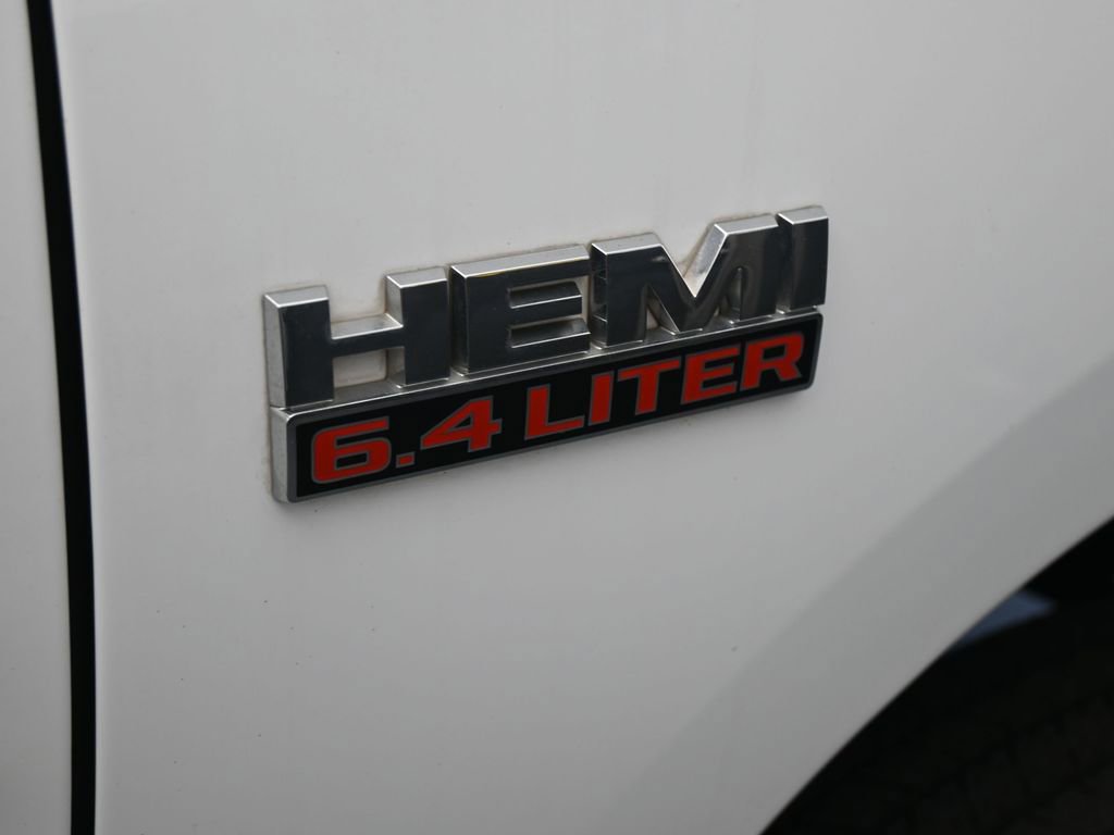 Used 2018 RAM 3500 Tradesman w/ Chrome Appearance Group image 39