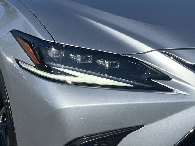Certified 2025 Lexus ES 350 F Sport FWD image 9