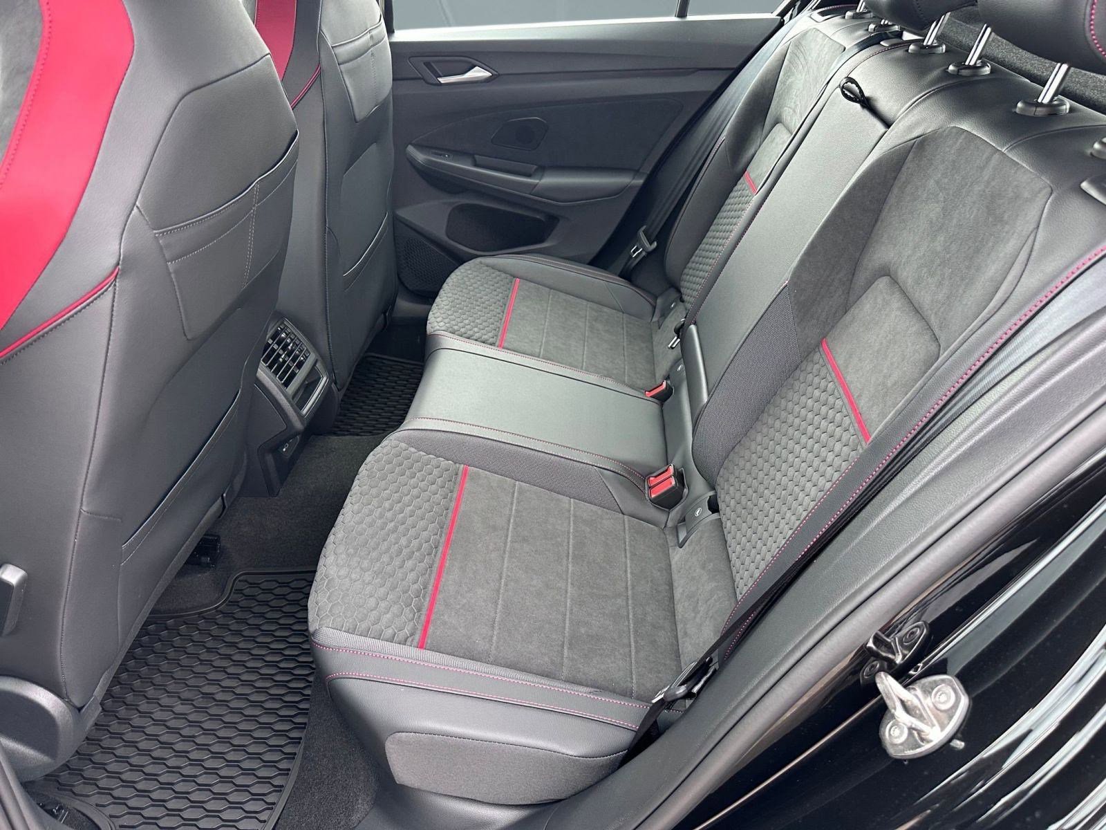 New 2026 Volkswagen Golf SE image 12