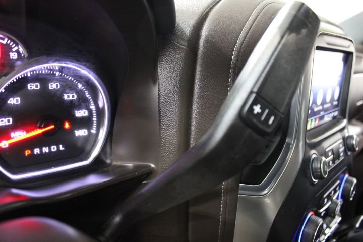 Used 2021 Chevrolet Silverado 2500 LTZ w/ LTZ Convenience Package image 34