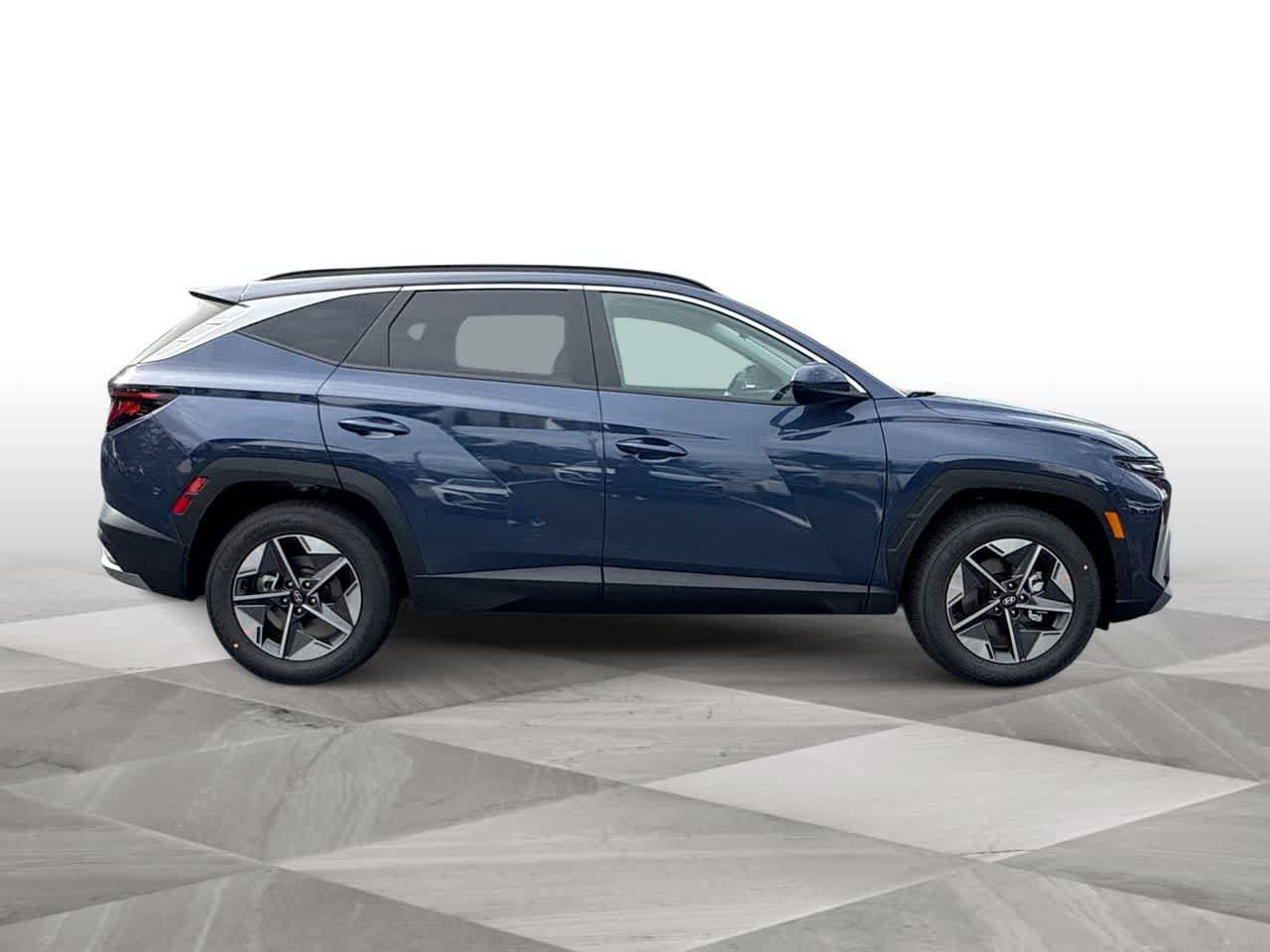 New 2026 Hyundai Tucson SEL Plus FWD image 9