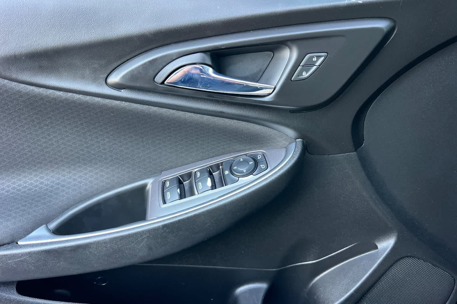 Used 2020 Chevrolet Malibu LT image 13