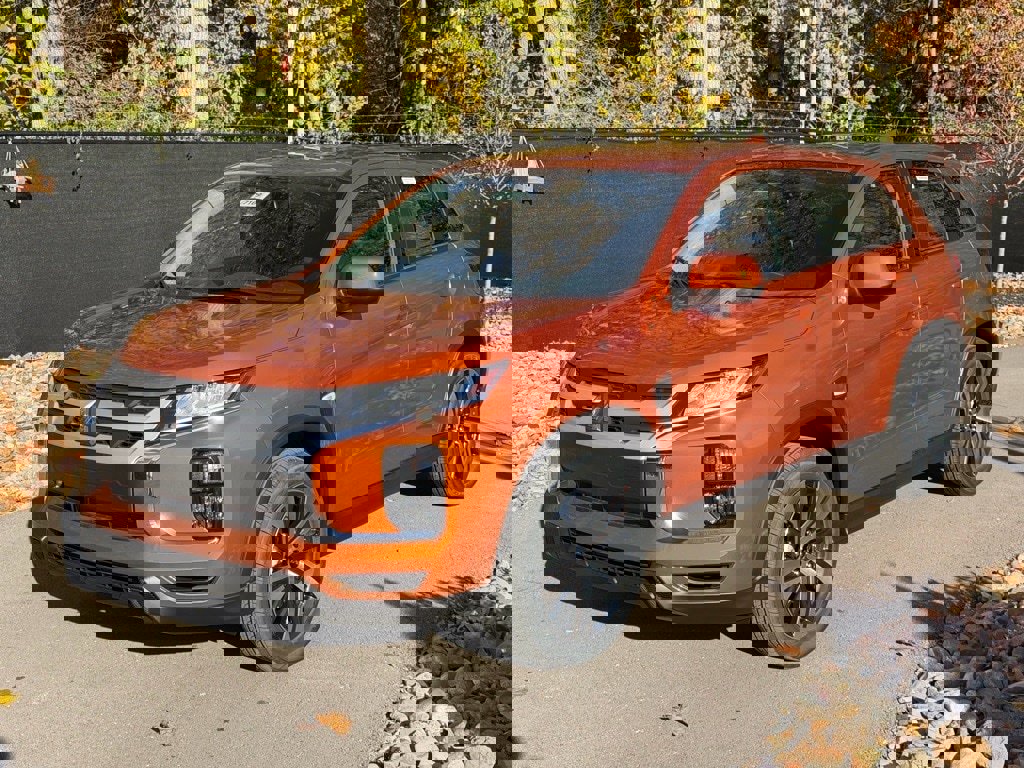New 2025 Mitsubishi Outlander Sport ES