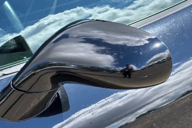 Used 2005 Chevrolet Corvette Convertible w/ Preferred Equipment Group image 49