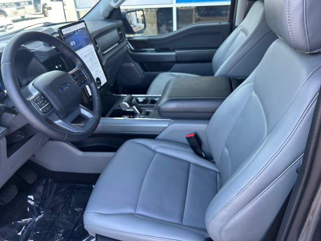 Used 2025 Ford F150 Lightning Flash AWD/4WD image 11
