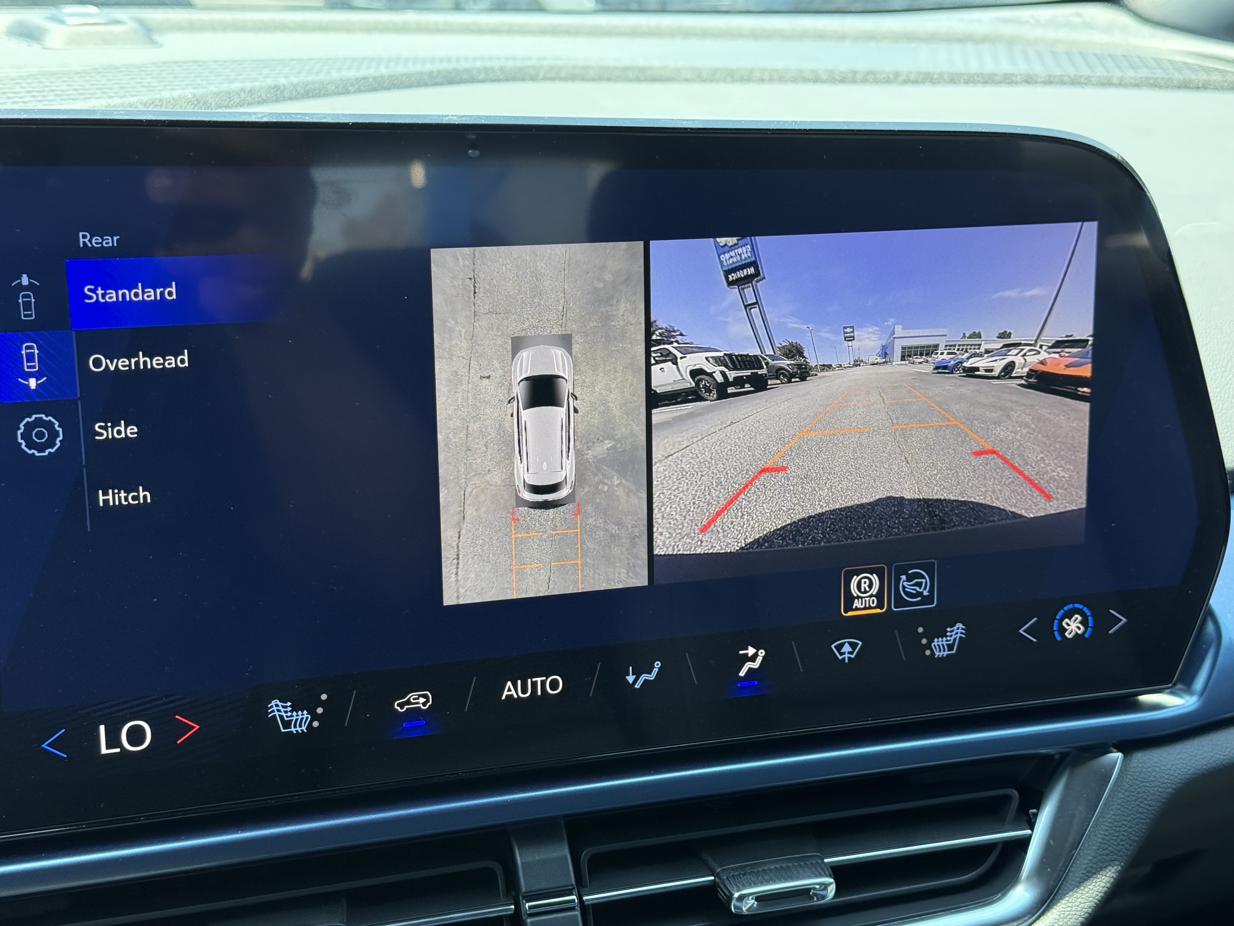 New 2026 Chevrolet Equinox EV LT FWD image 33