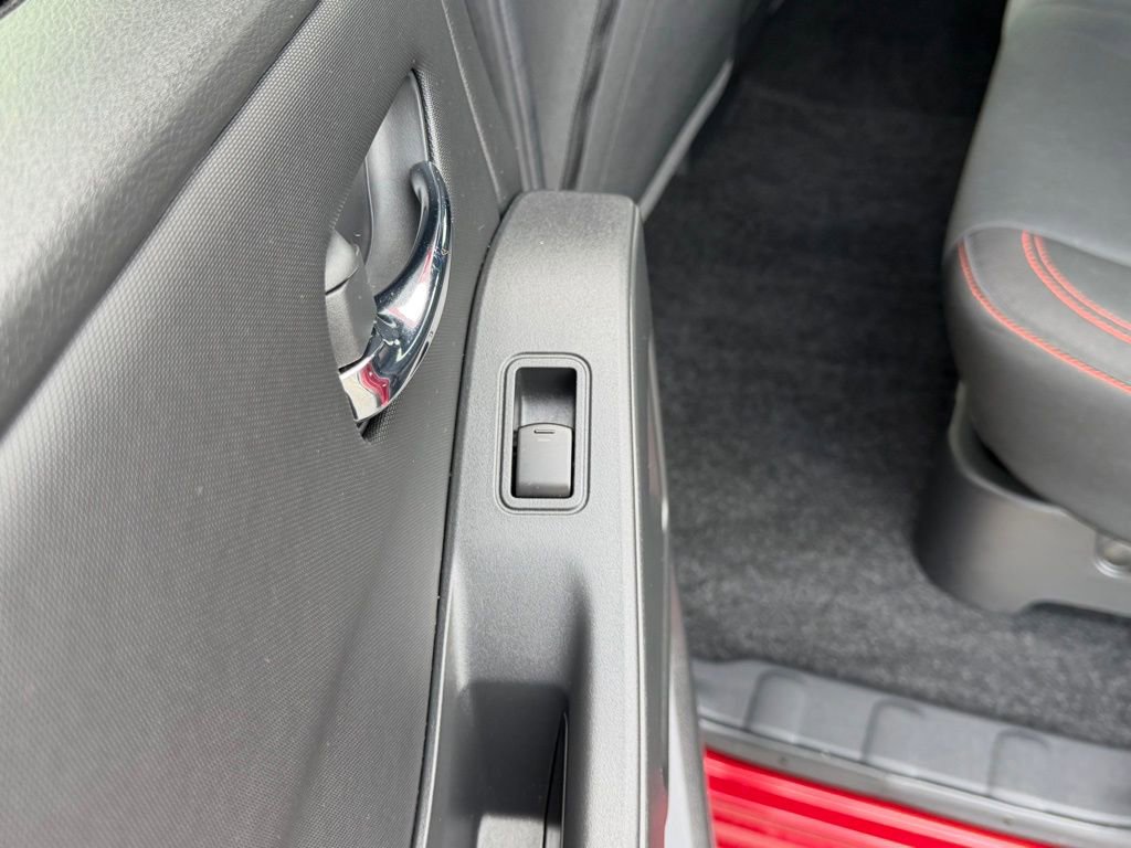 Used 2023 Nissan Frontier PRO-4X w/ Pro Convenience Package image 17