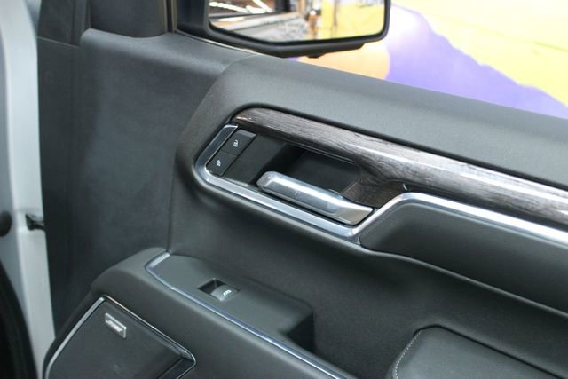 Used 2022 Chevrolet Silverado 1500 LTZ AWD/4WD image 9
