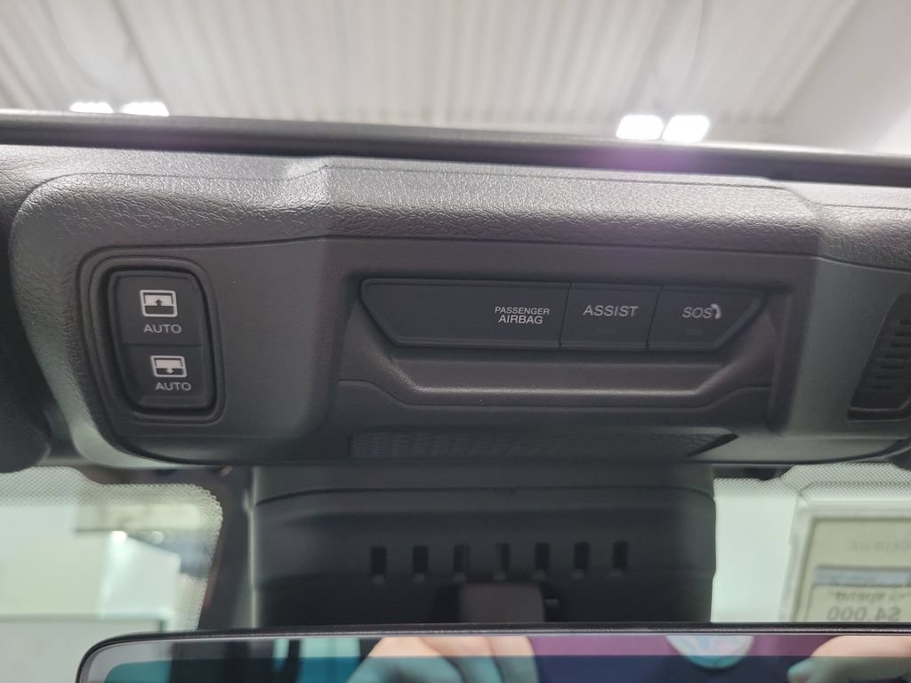 New 2026 Jeep Wrangler Unlimited Sahara w/ Technology Group AWD/4WD image 33