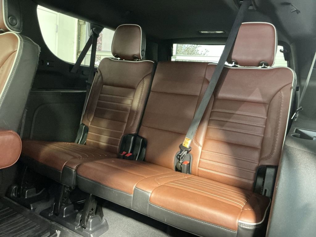 Used 2023 GMC Yukon XL Denali Ultimate w/ LPO, Floor Liner Package image 27