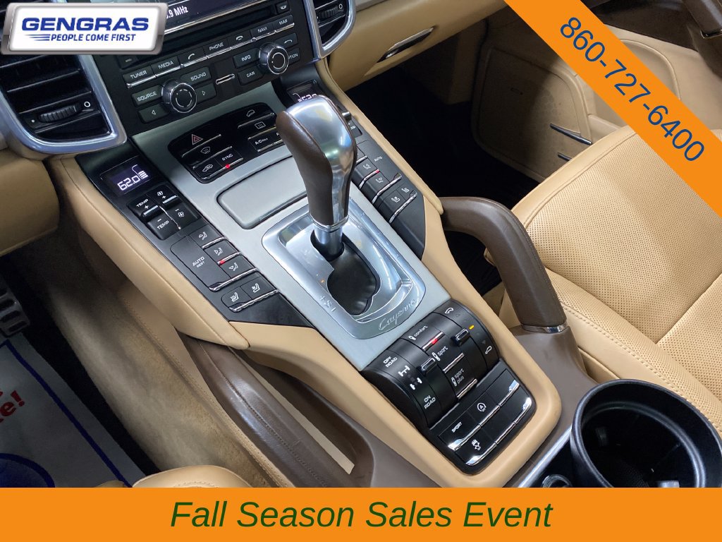 Used 2015 Porsche Cayenne Turbo AWD/4WD image 15