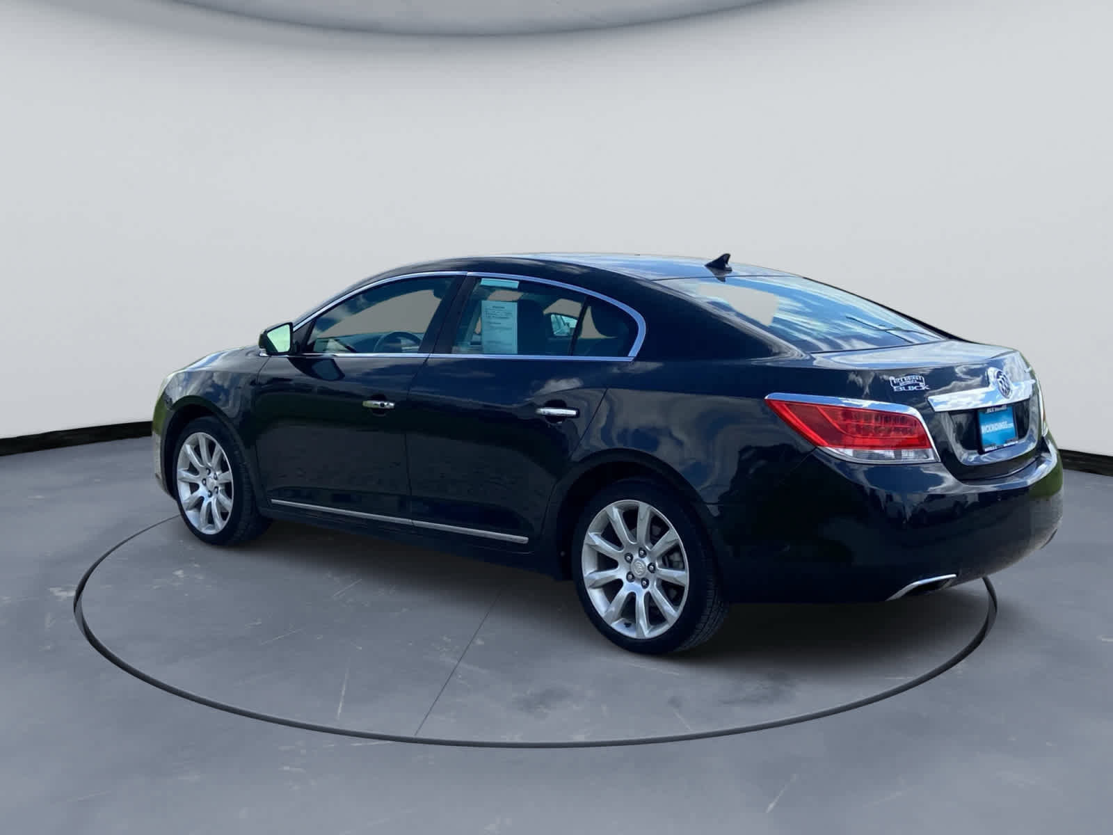 Used 2012 Buick LaCrosse Touring FWD image 10