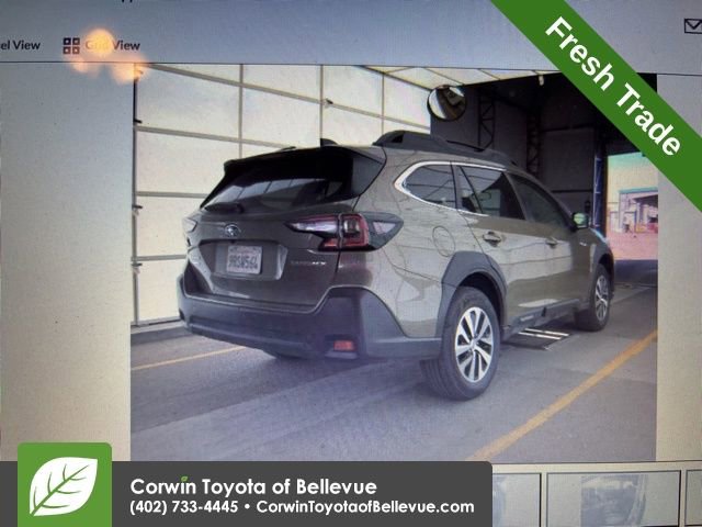 Used 2025 Subaru Outback Premium image 9