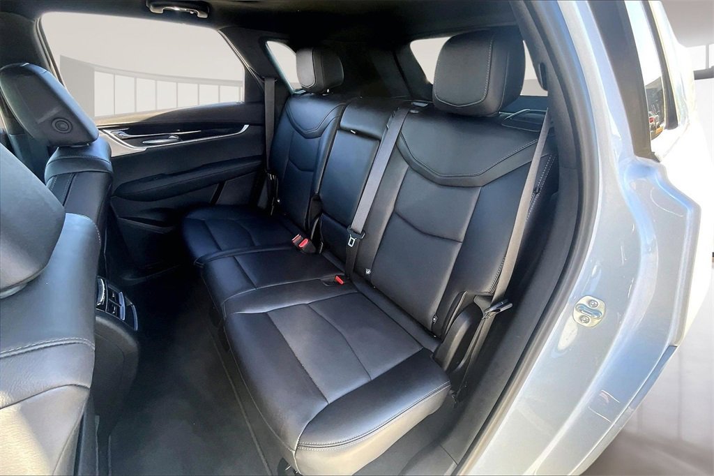 Used 2025 Cadillac XT5 Premium Luxury image 26