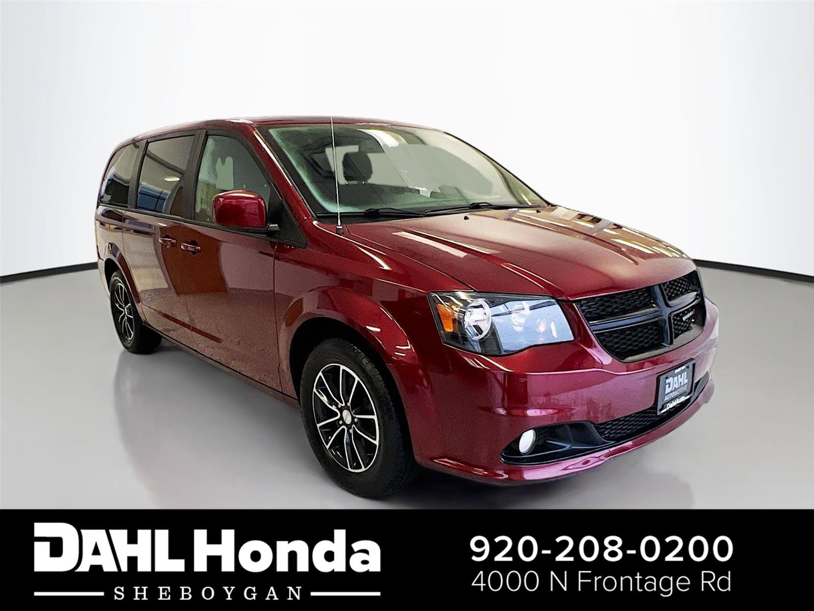 Used 2019 Dodge Grand Caravan SE image 1