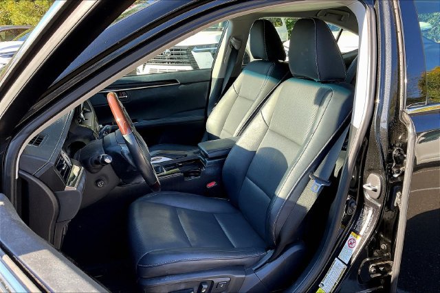 Used 2018 Lexus ES 350 w/ Navigation System Package FWD image 2