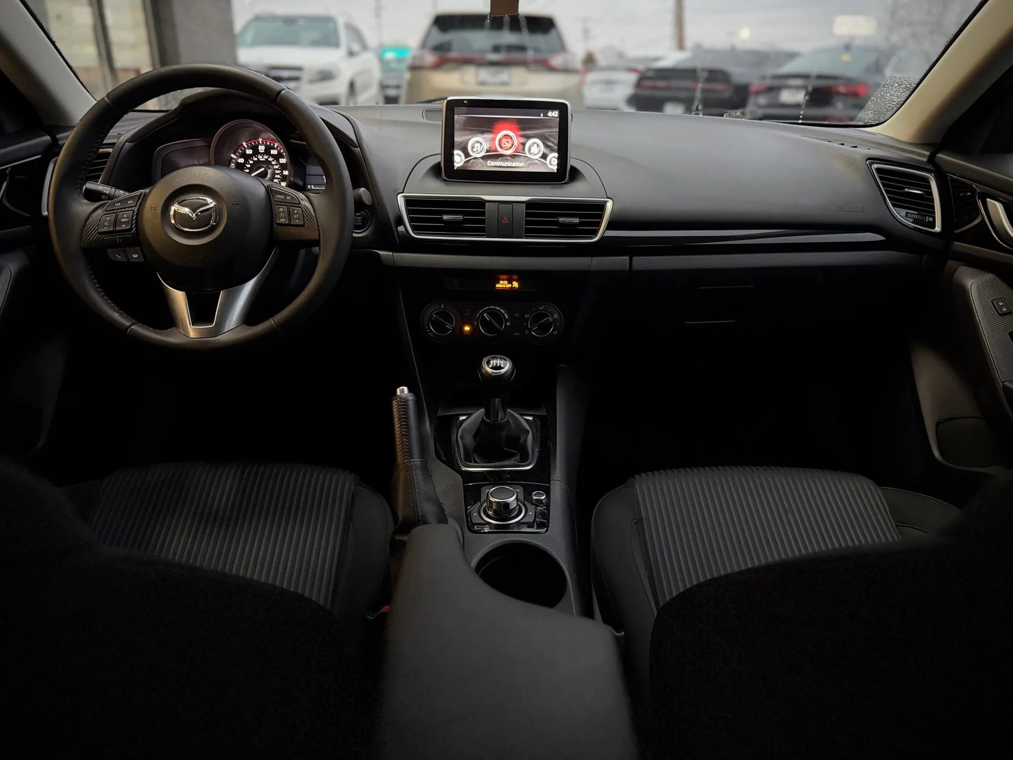 Used 2015 MAZDA MAZDA3 i Touring image 10