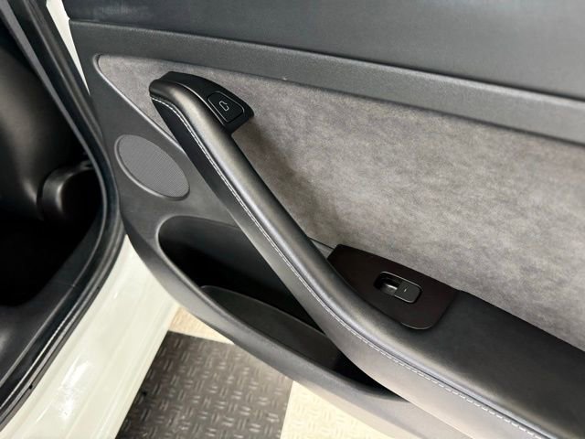 Used 2022 Tesla Model 3 Performance image 27