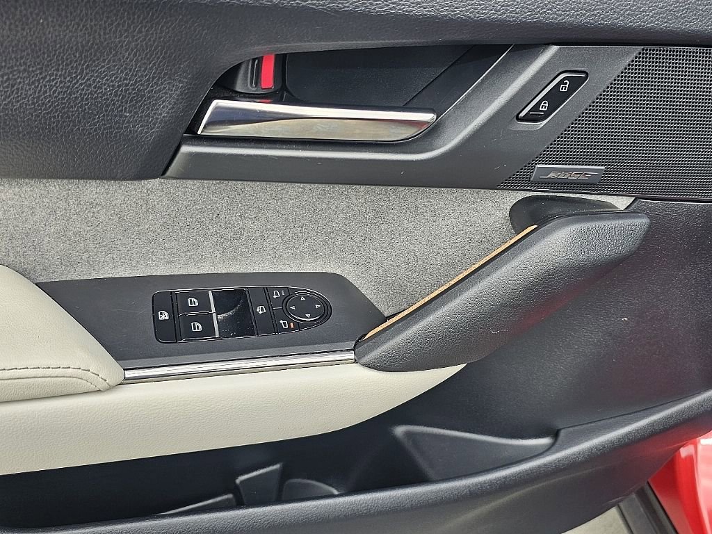 Certified 2022 MAZDA MX-30 Electric w/ Premium Plus Pkg FWD image 28