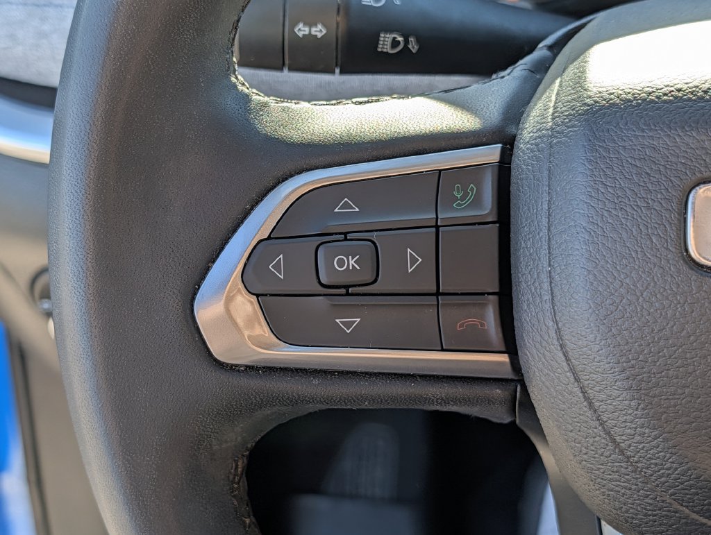 Used 2023 Jeep Compass Latitude AWD/4WD image 20