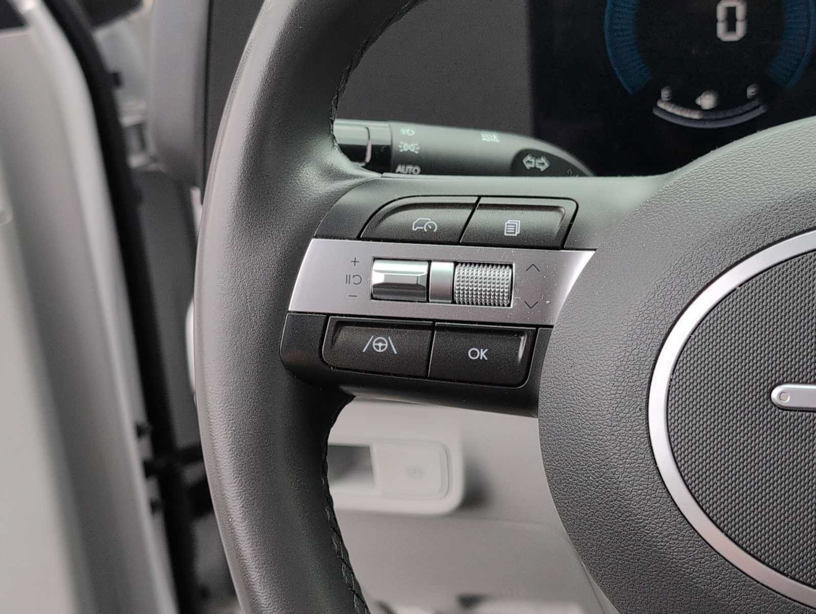 Used 2025 Hyundai Kona SEL FWD image 23