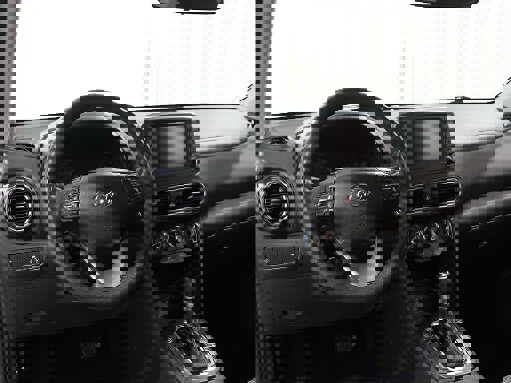 Certified 2021 Hyundai Kona SE image 6