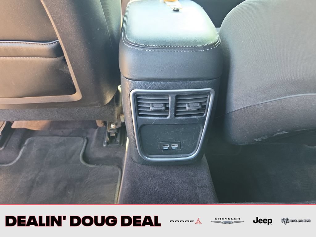 Used 2017 Dodge Charger SXT RWD image 23