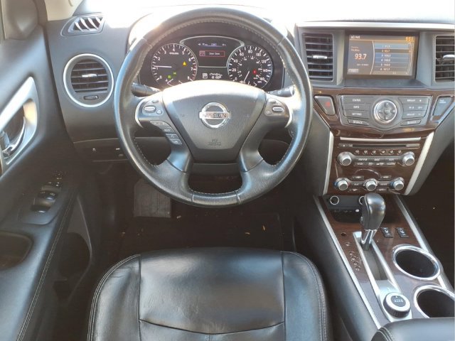 Used 2013 Nissan Pathfinder SL w/ SL Premium Pkg AWD/4WD image 5