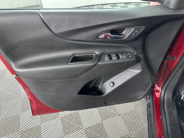Used 2020 Chevrolet Equinox LT FWD image 20