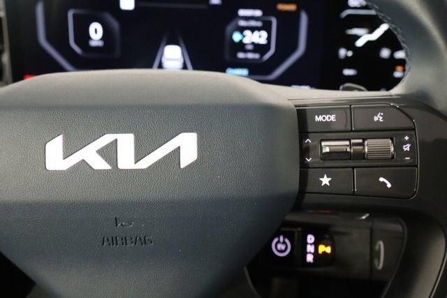 Used 2024 Kia EV9 GT-Line AWD/4WD image 10