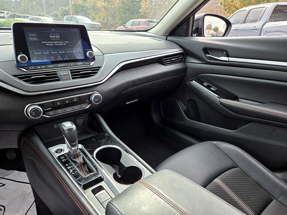 Certified 2024 Nissan Altima 2.5 SR image 12