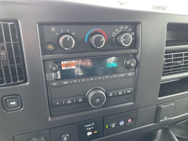 New 2025 GMC Savana 2500 w/ Driver Convenience Package RWD image 18
