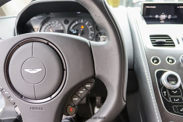 Used 2014 Aston Martin Vanquish Coupe image 41