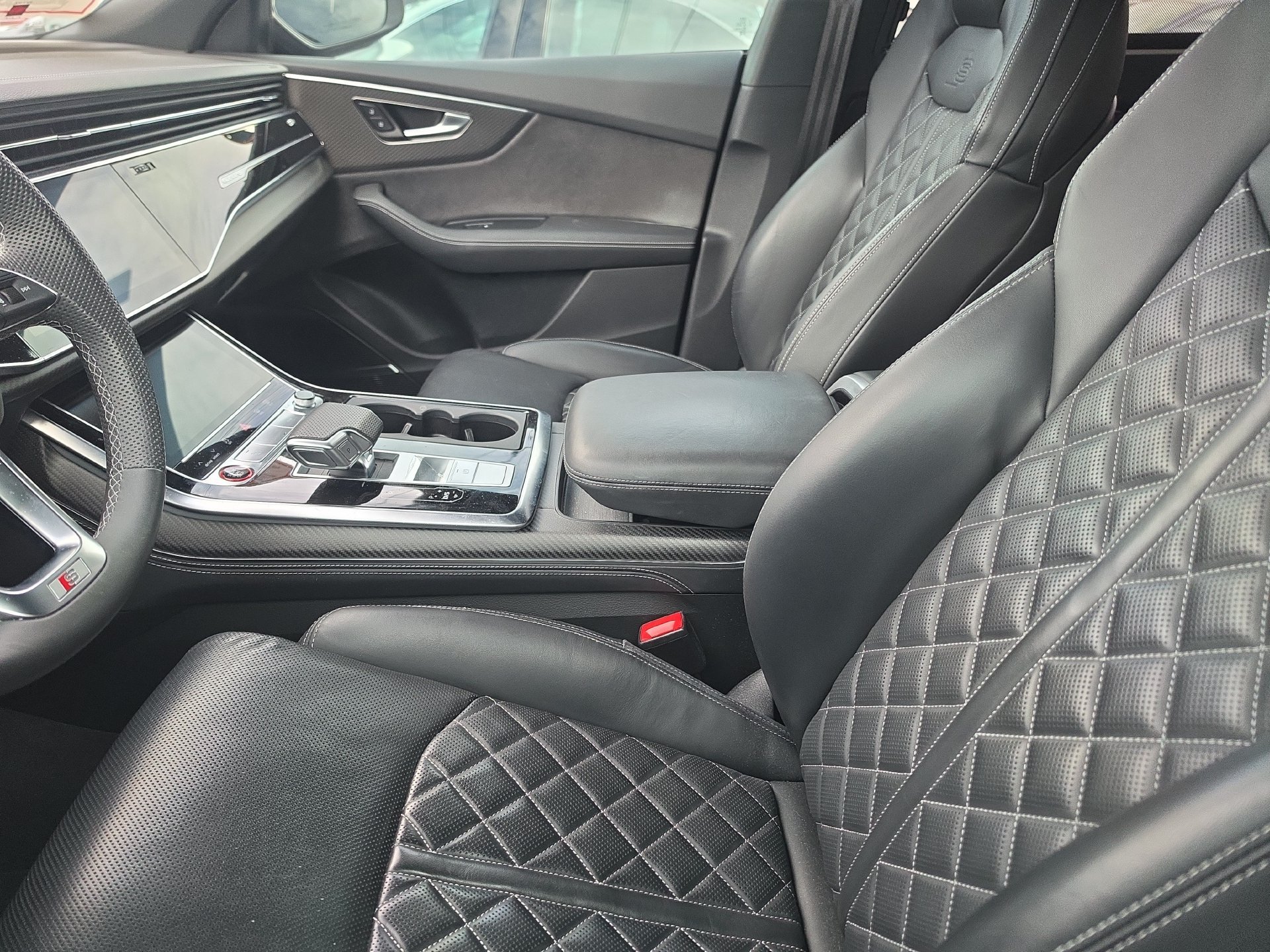 Used 2024 Audi SQ8 Premium Plus w/ Executive Package AWD/4WD image 9