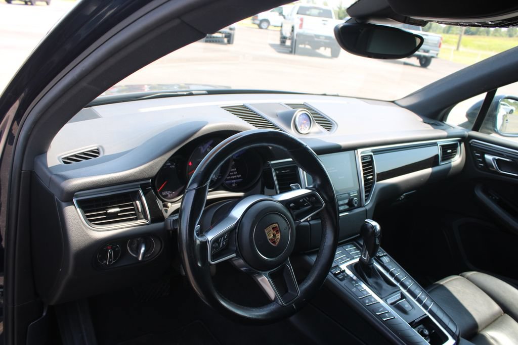 Used 2018 Porsche Macan S AWD/4WD image 23